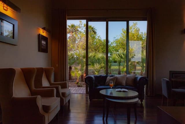 Villa with 2 Room Garden View