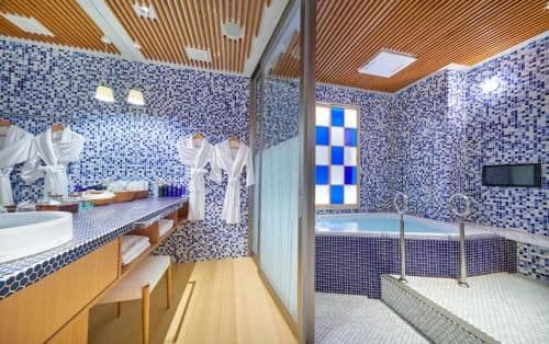 Premium Junior Suite - Non-Smoking