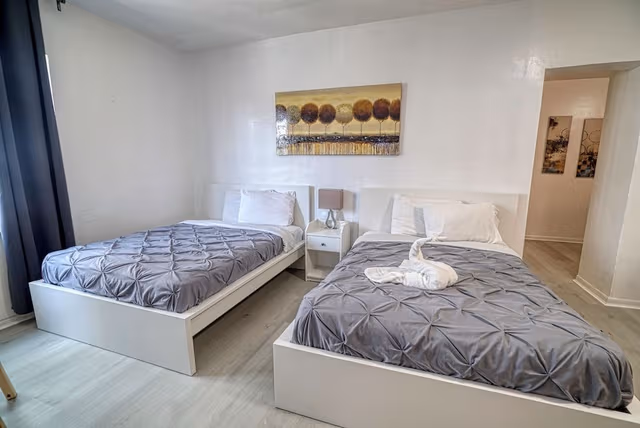 Premium Studio, Multiple Beds, Non Smoking, Kitchenette