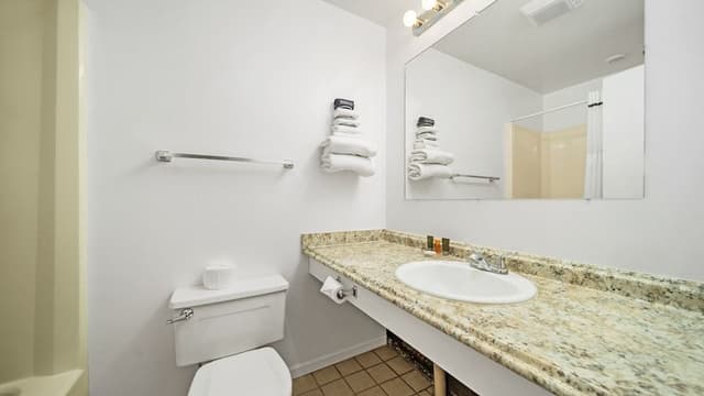 Standard Room, 2 Queen Beds (Ground Floor)