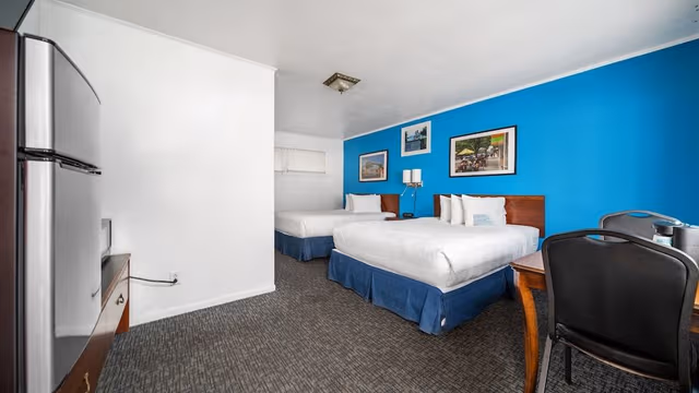 Standard Room, 2 Queen Beds (Ground Floor)