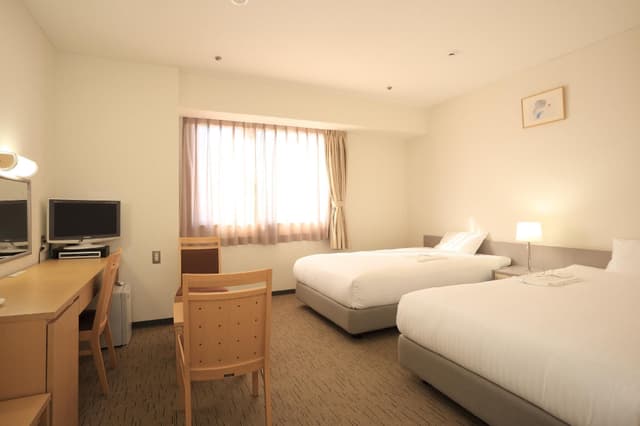 Twin Room - Non-Smoking