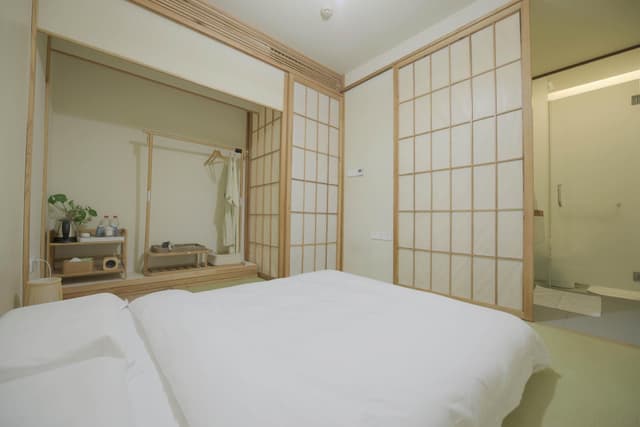 Business Single Room without Window