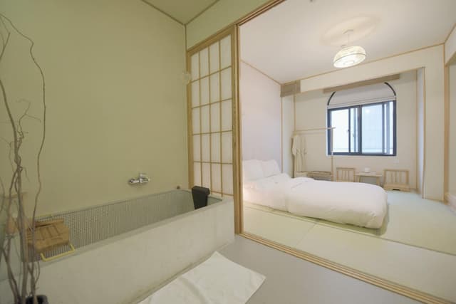 Japanese Deluxe