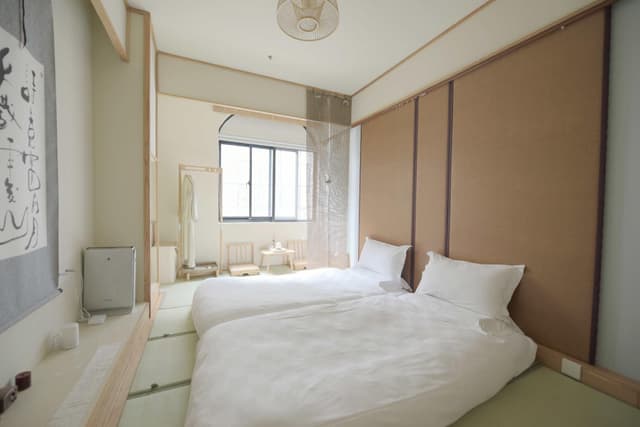 Japanese Style Twin Room with 2 Single Beds and Flooring