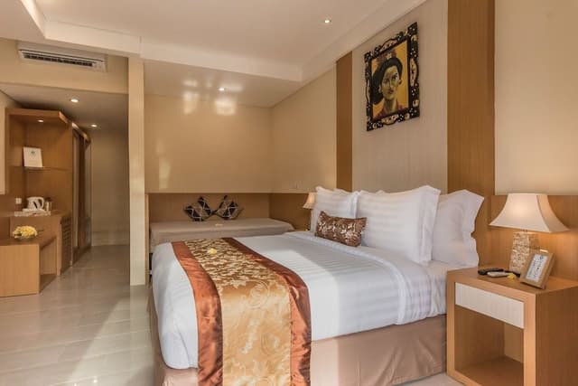 Premier Room