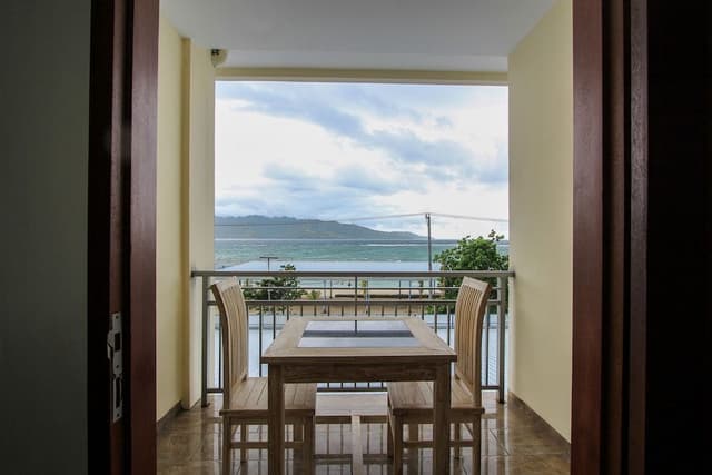 Deluxe Room (Sea View)