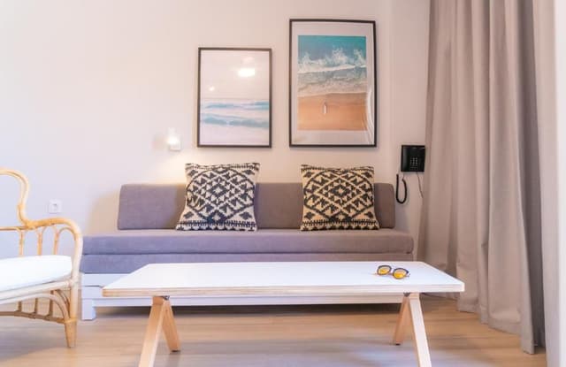 Apartamento Superior (2 Adultos + 2 Niños)