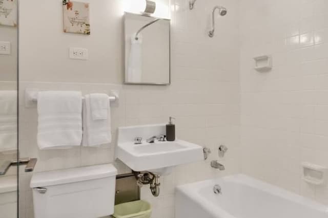 Comfort Studio, City View