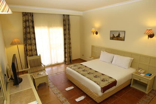 Standard Room with Garden View