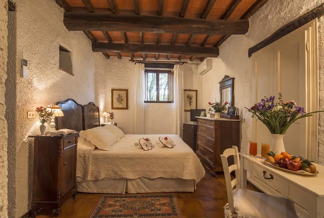 Classic Double Room