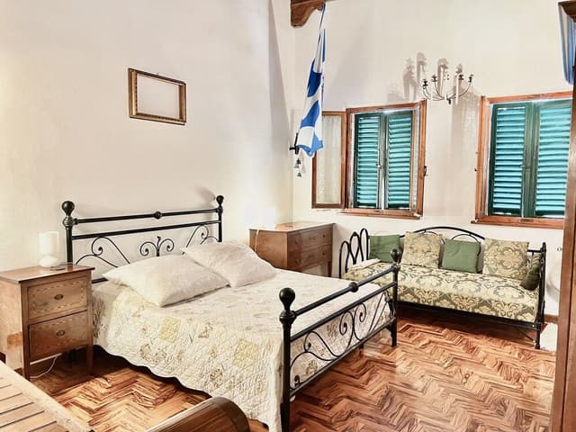 Traditional Apartment