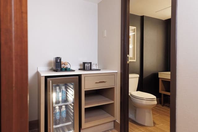 Black Diamond Floor, Executive Suite, 1 King Bed, Non Smoking, Business Lounge Access