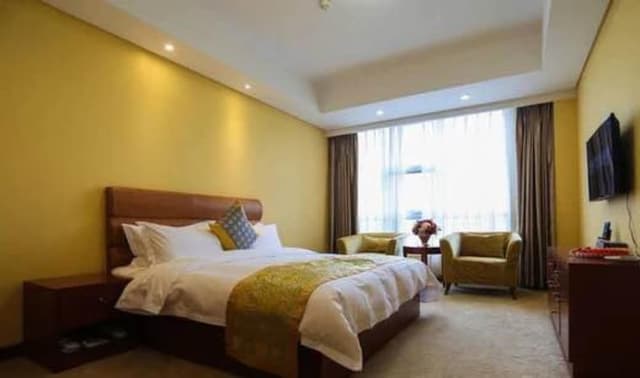 Executive Suite
