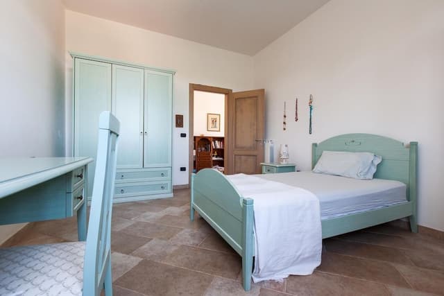 Basic Villa, 5 Bedrooms