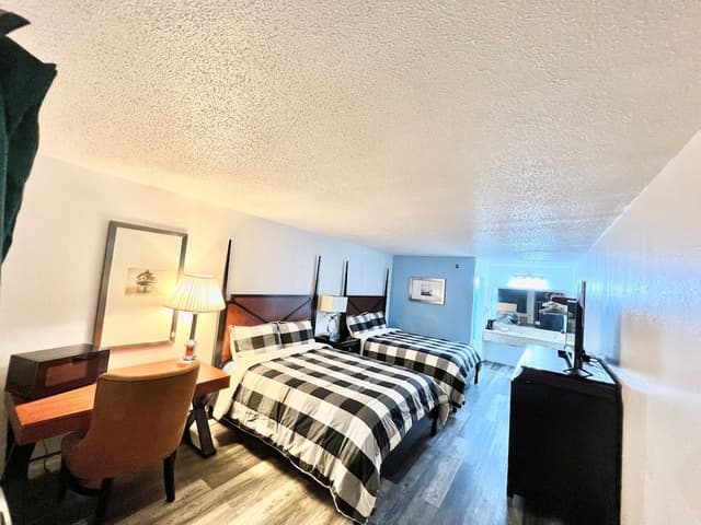 Basic Double Room, 2 Queen Beds