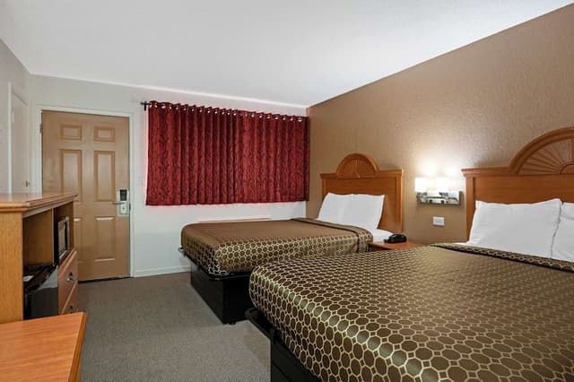 Standard Room, 2 Double Beds, Non Smoking