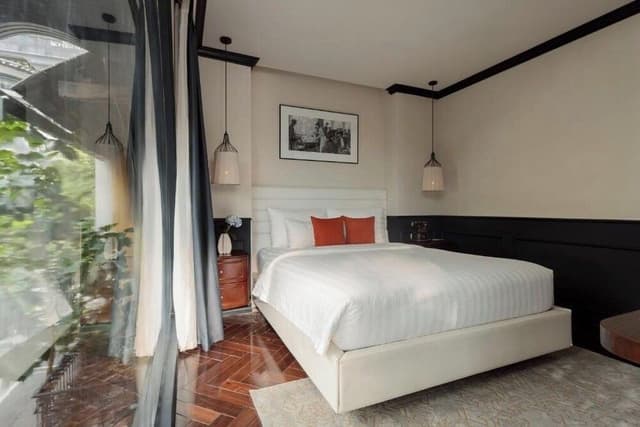 Premium Room, City View
