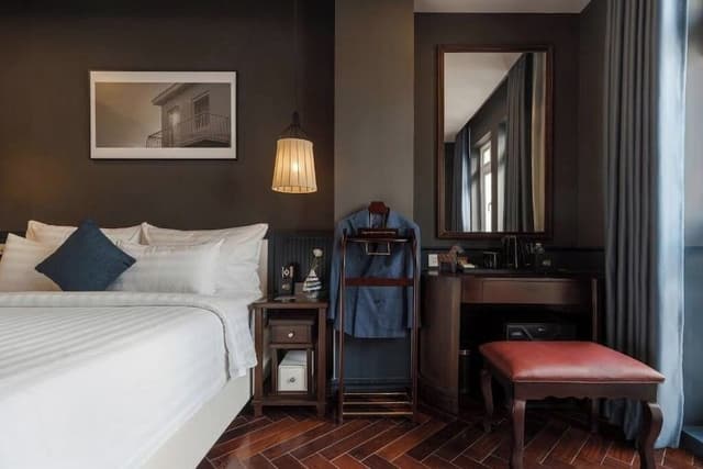 Premium Room, City View