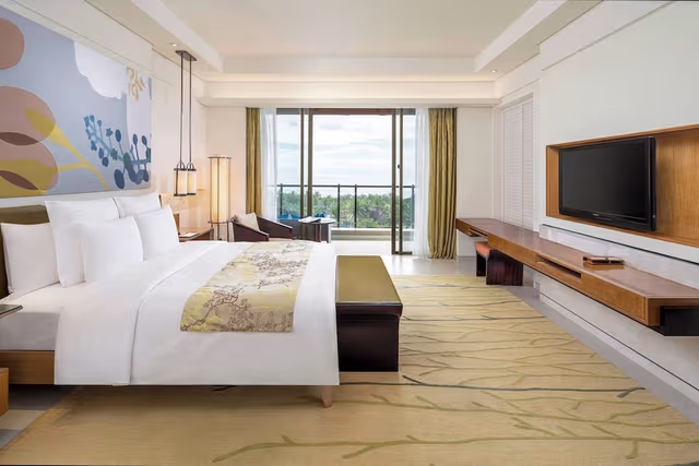 Grand Room, 1 King Bed, Ocean View