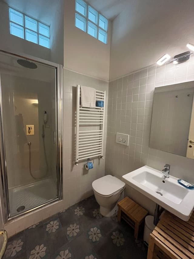 Double Economy, 1 double bed (Cimabue) external private bathroom