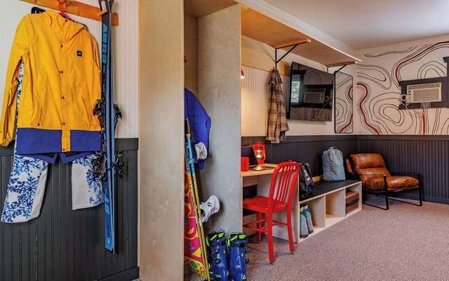 Junior Room