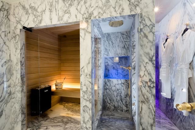 Royal Suite, Hot Tub, Lake View (SPA)