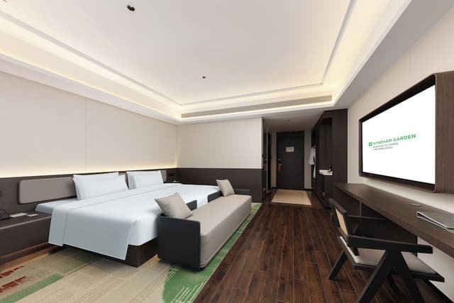 Executive Room, 1 Queen Bed (Hollywood)