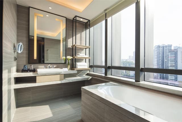 KING STUDIO EXECUTIVE ROOM WITH LOUNGE ACCESS
