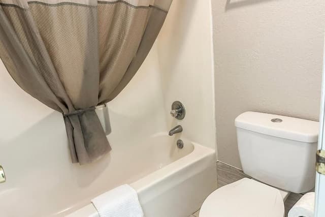 2 Queen Beds Non-Smoking