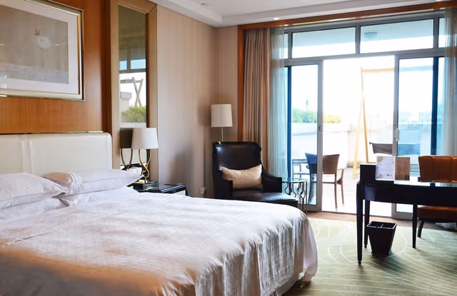 Room, 2 Double Beds, Balcony, Garden View