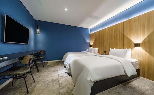 Deluxe Twin Room