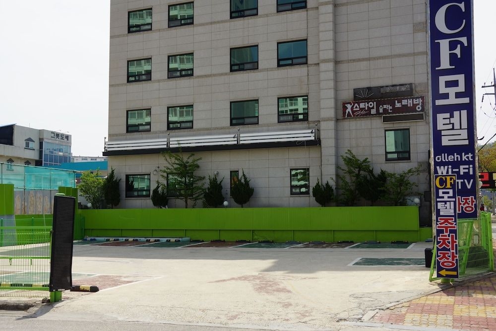 CF Motel1
