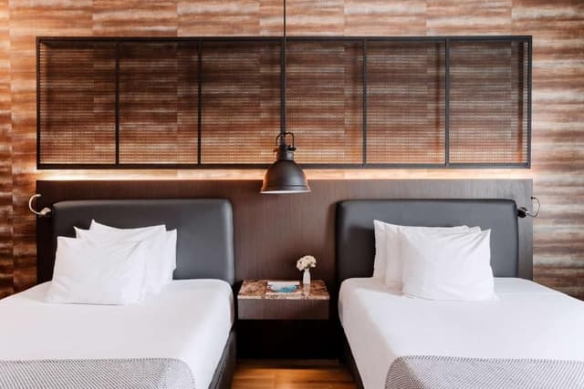 Superior Room with Extra Bed (3 adults)