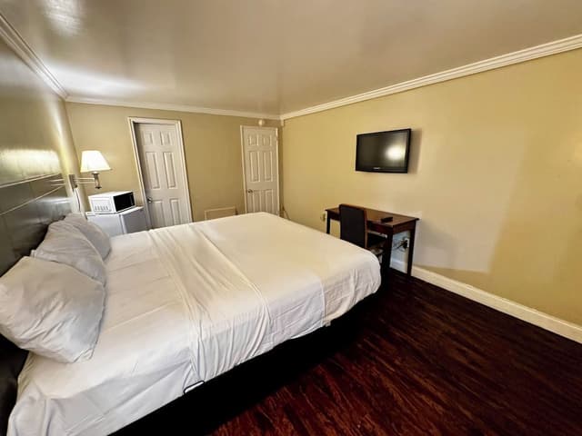 Room, 1 Queen Bed