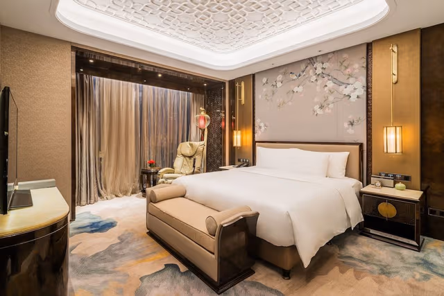 Grand Deluxe Room