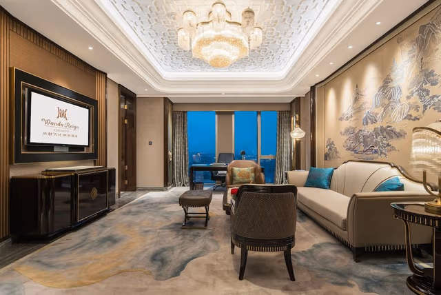 Executive Studio Suite