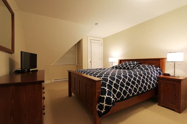 Signature Condo, 3 Bedrooms