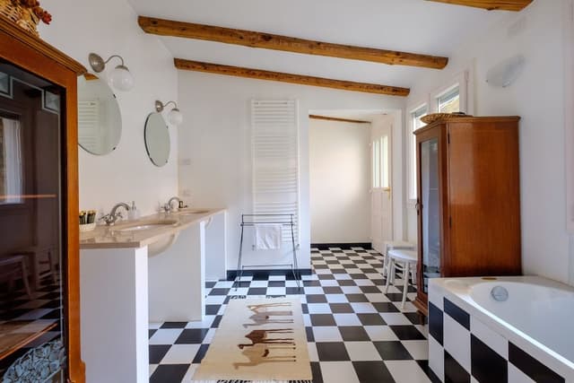 Apartment, 2 Bedrooms, Ground Floor