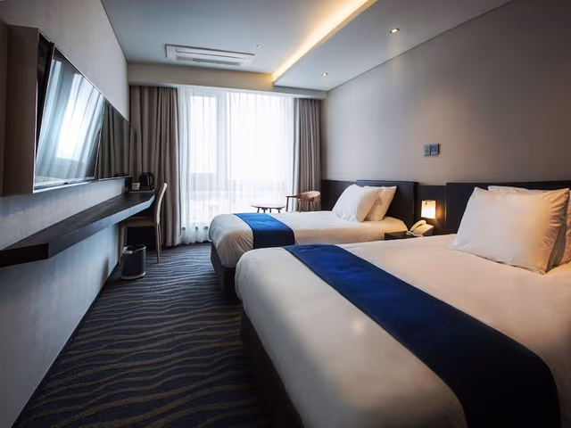 Deluxe Twin Room
