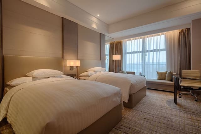 Room, 1 King Bed, City View