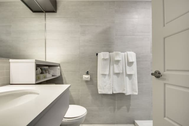 Deluxe Room, 2 Queen Beds, Ground Floor