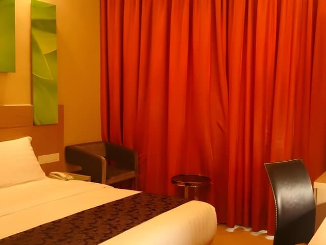 Deluxe Double Room - Non-Smoking