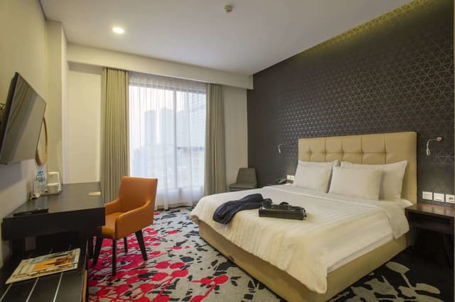 Standard Room, 1 King Bed