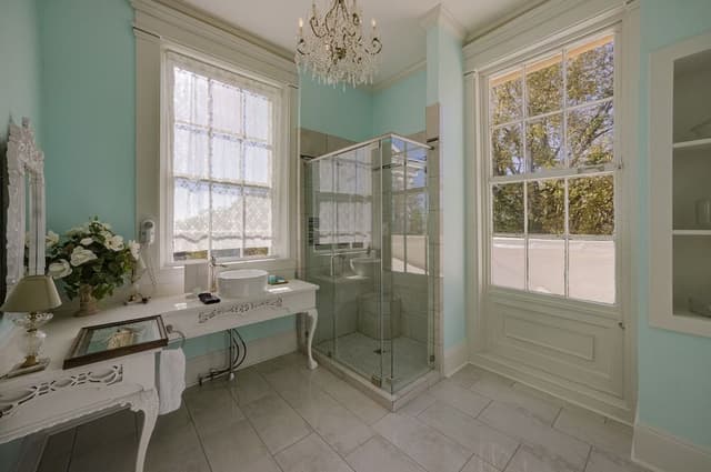 John and Elizabeth Klein's Grand Suite #9