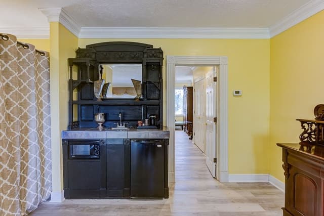 Riverview Suite #34