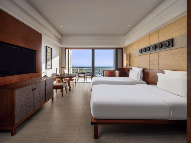 Grand Room, 2 Twin Beds, Ocean View