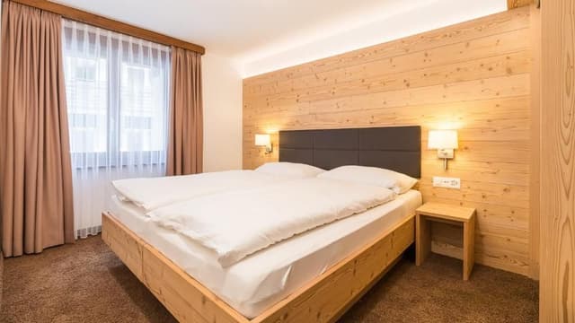 Three-Bedroom Apartment - Residence Bellevue