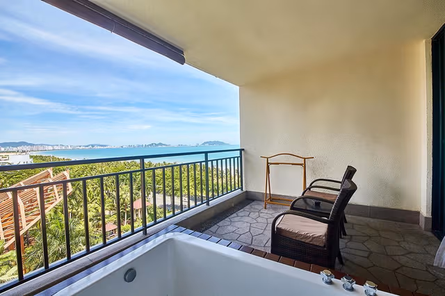 Deluxe Ocean View Room