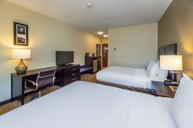 Standard Room, 2 Queen Beds, Non Smoking